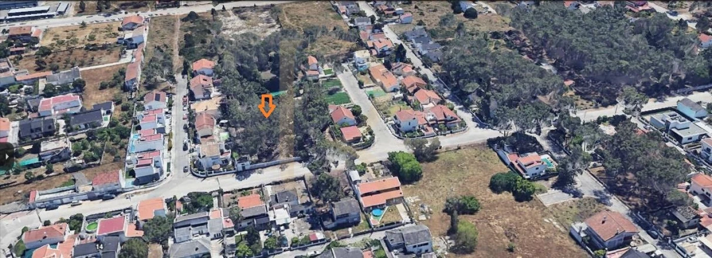 Terreno para Venda em Charneca de Caparica e Sobreda Foto 3