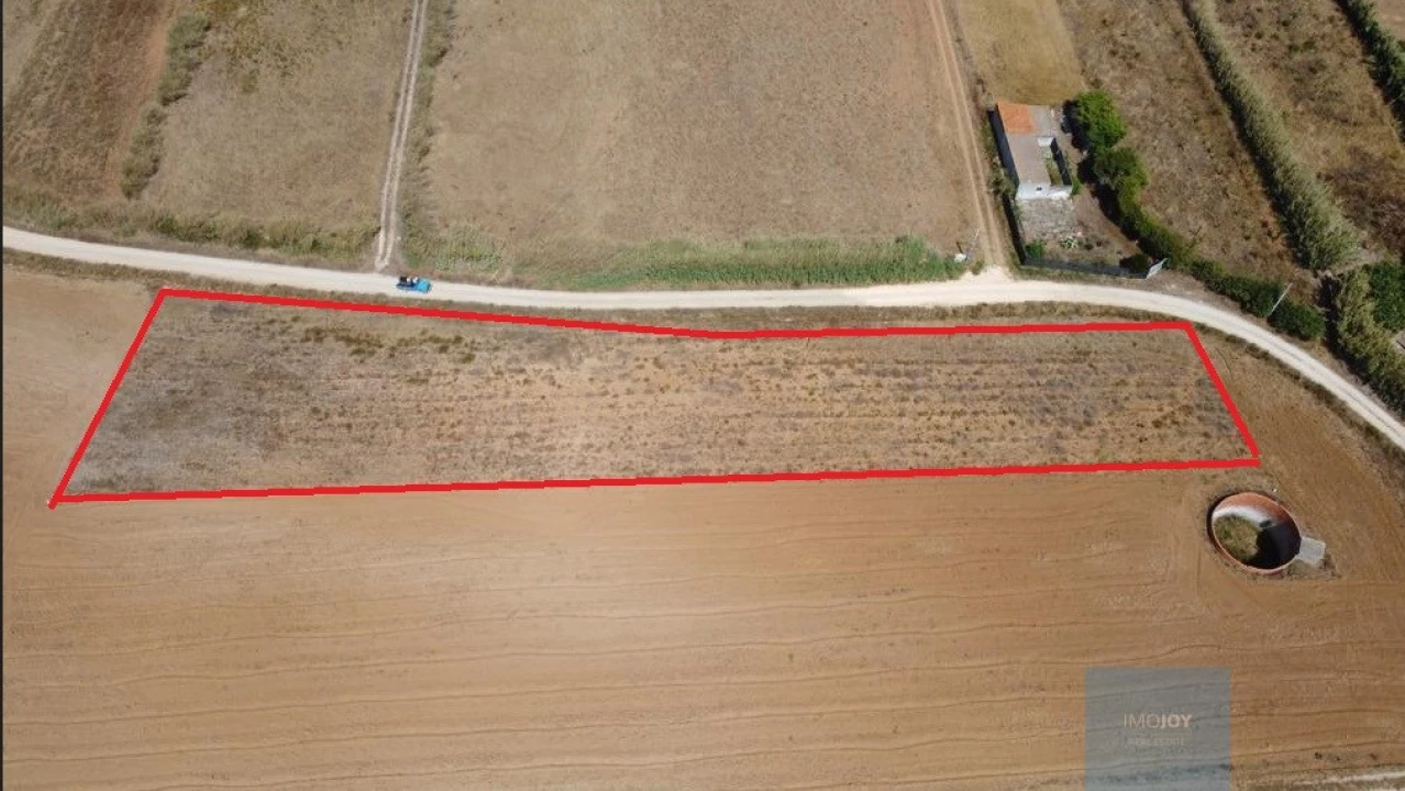 Terreno para Venda em Atouguia da Baleia Foto 4