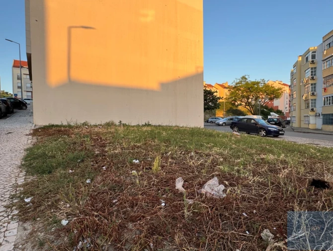 Terreno para Venda em Moita Foto 2