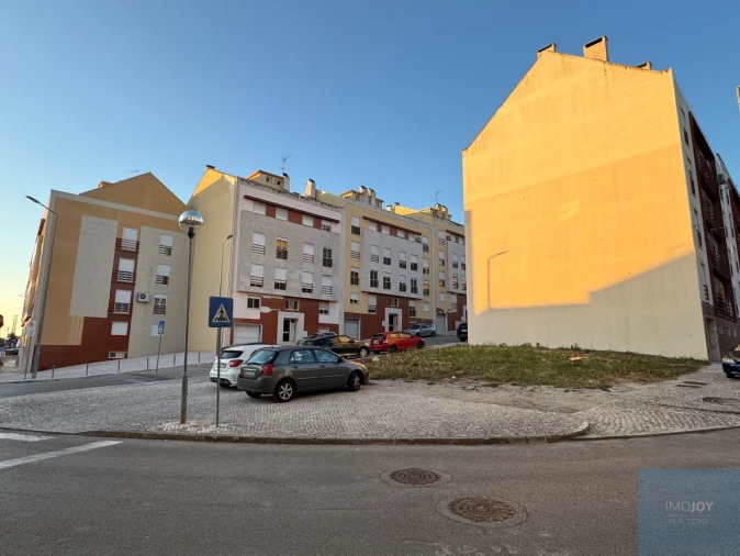 Terreno para Venda em Moita Foto 7