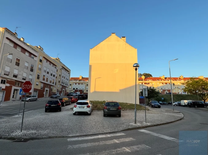 Terreno para Venda em Moita Foto 9