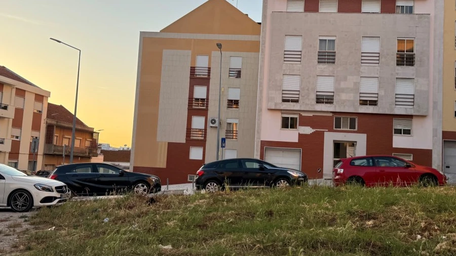 Terreno para Venda em Moita