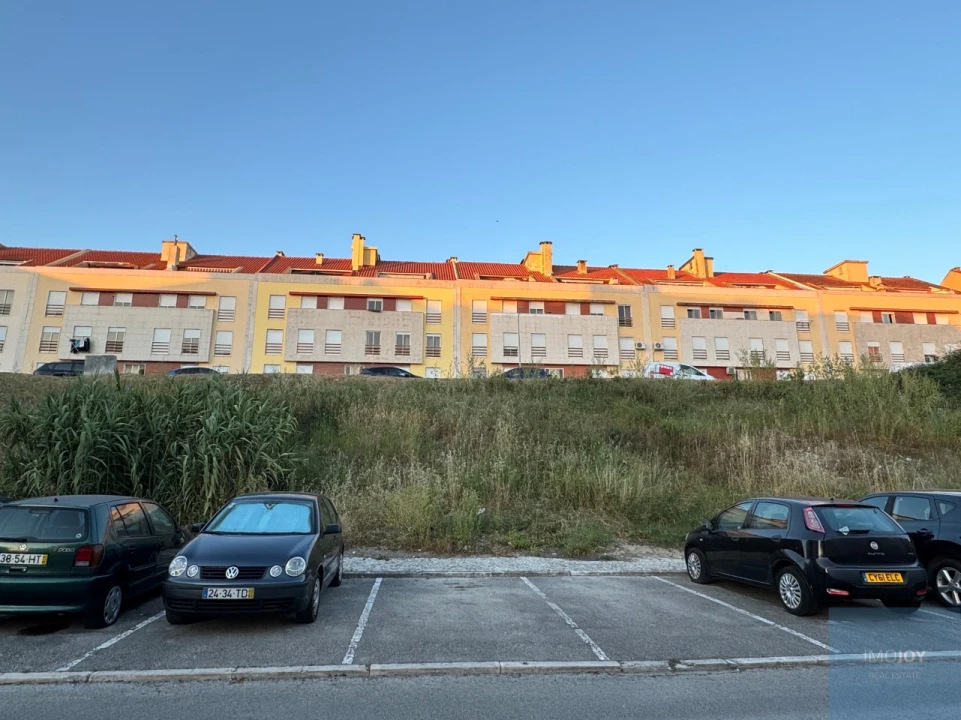 Terreno para Venda em Moita Foto 1