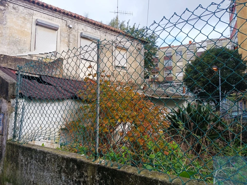 Terreno para Venda em Agualva e Mira-Sintra Foto 11