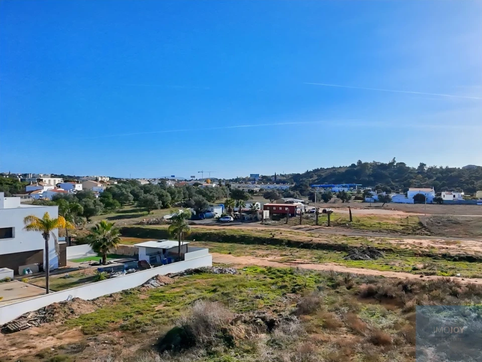 Terreno para Venda em Ferreiras Foto 2