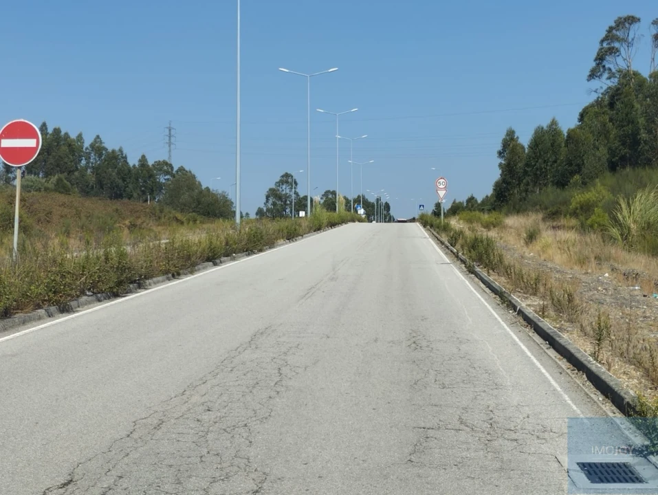 Terreno para Venda em Campo e Sobrado Foto 4