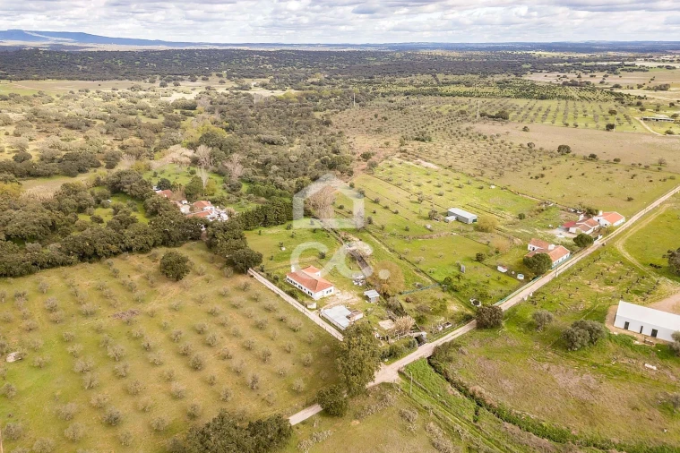 Quinta T4 para Venda em São Bento do Mato Foto 63