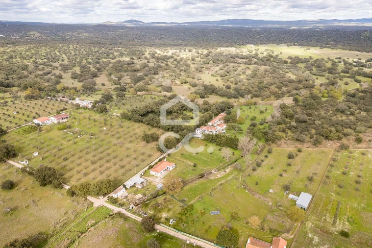 Quinta T4 para Venda em São Bento do Mato Foto 65