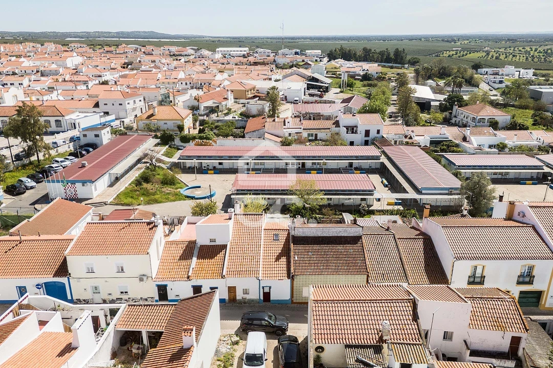 Moradia T1 para Venda em Torrão Foto 25