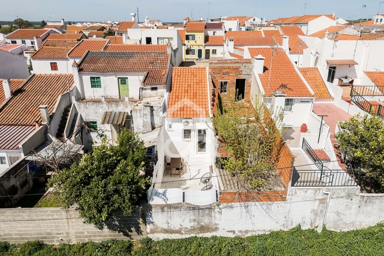 Moradia T1 para Venda em Torrão Foto 20