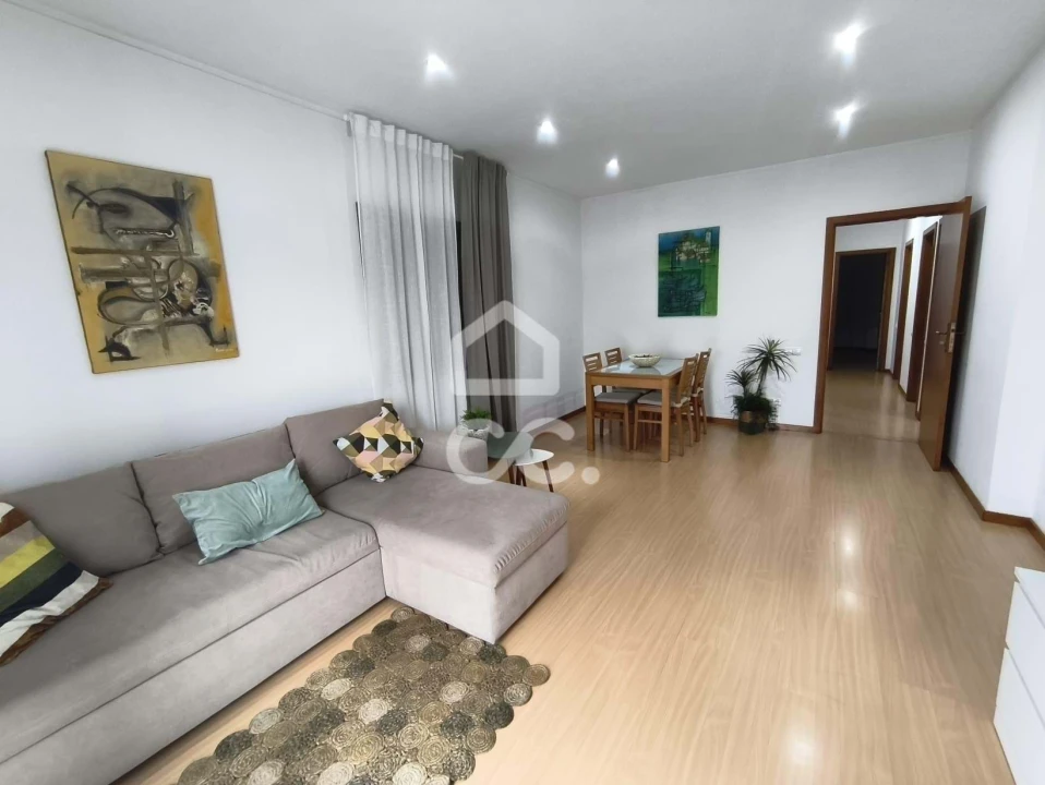 Apartamento T2 para Arrendamento em Polvoreira Foto 3