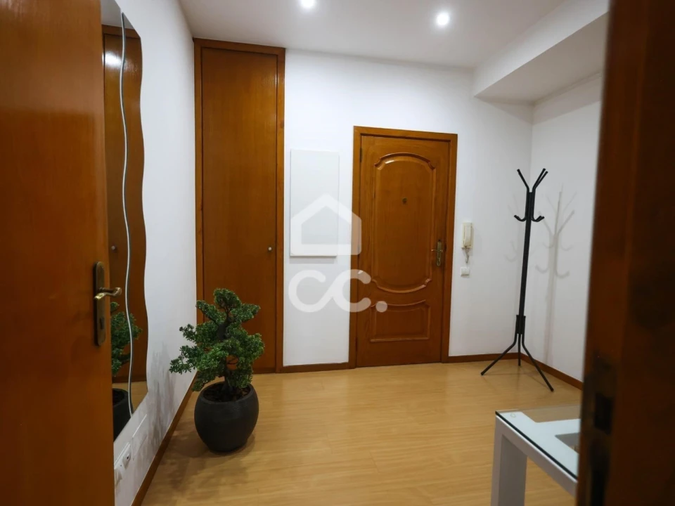 Apartamento T2 para Arrendamento em Polvoreira Foto 10