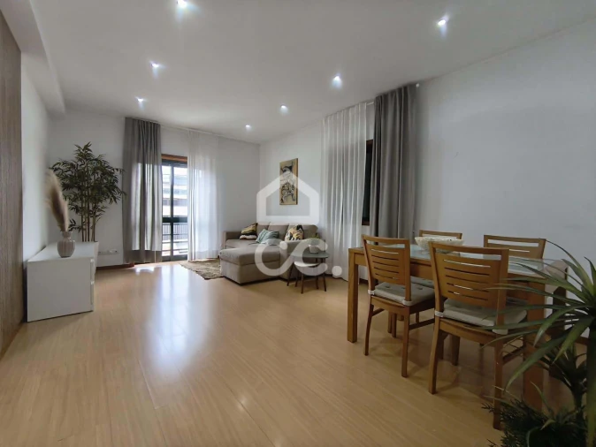 Apartamento T2 para Arrendamento em Polvoreira Foto 4