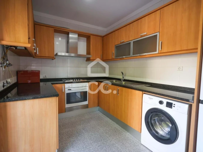 Apartamento T2 para Arrendamento em Polvoreira Foto 12