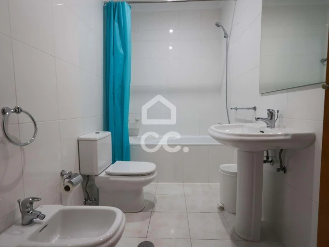 Apartamento T2 para Arrendamento em Polvoreira Foto 7