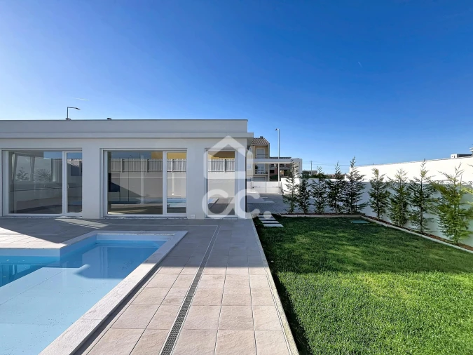 Moradia T3 para Venda em Lourinhã e Atalaia