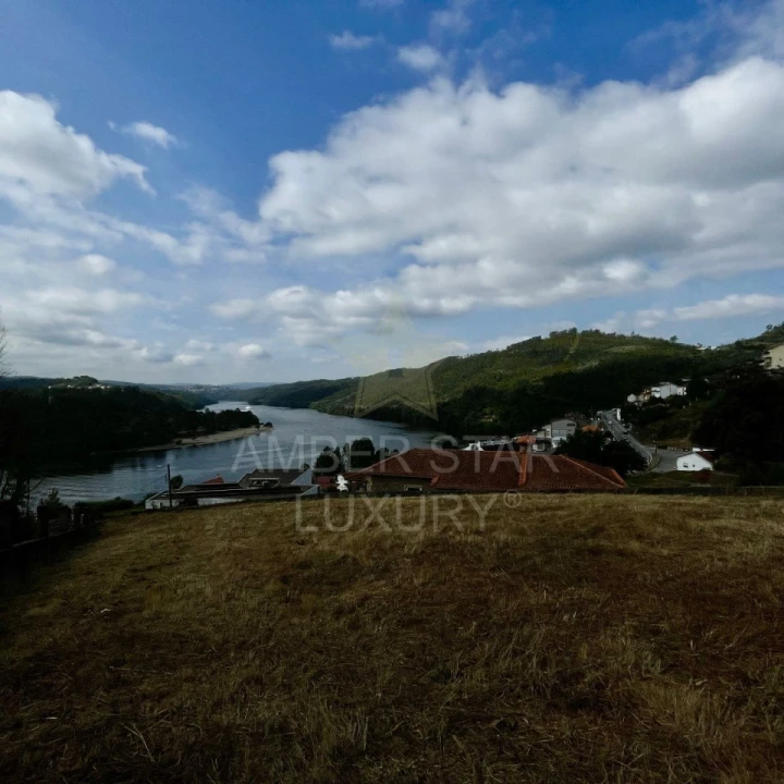 Terreno para Venda em Melres e Medas Foto 7
