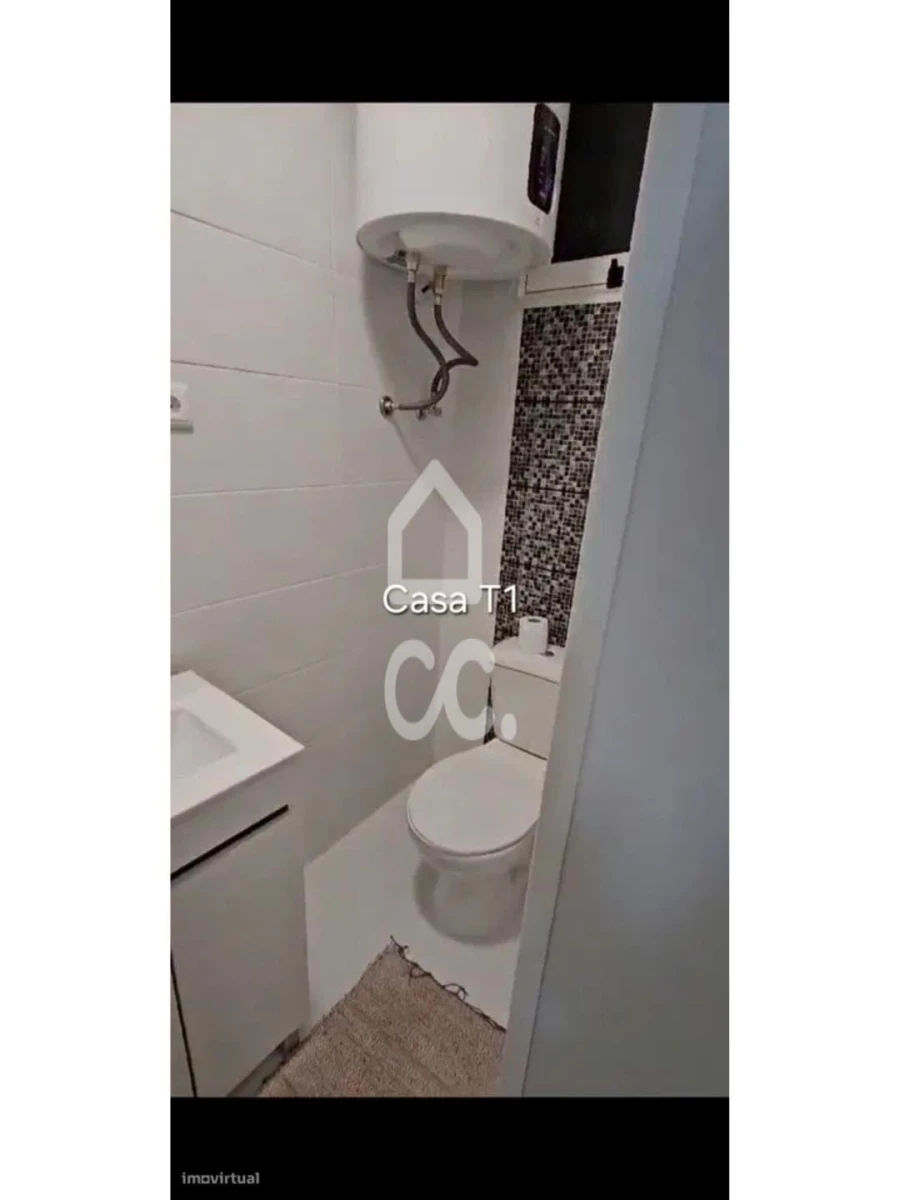 Moradia T2 para Venda em Paranhos Foto 13