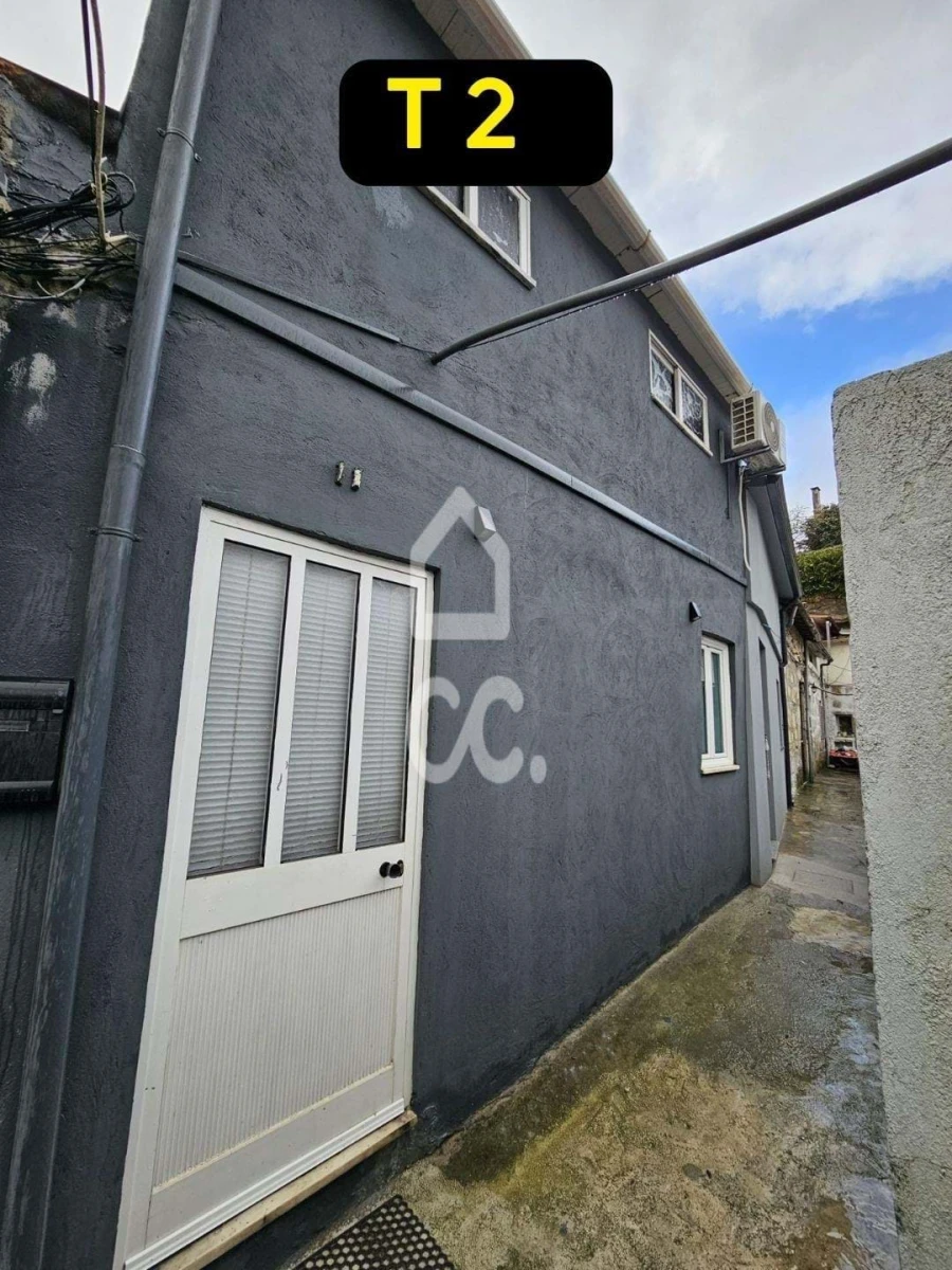 Moradia T2 para Venda em Paranhos Foto 9