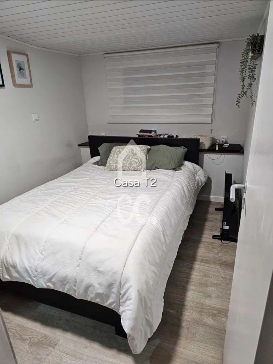 Moradia T2 para Venda em Paranhos Foto 5