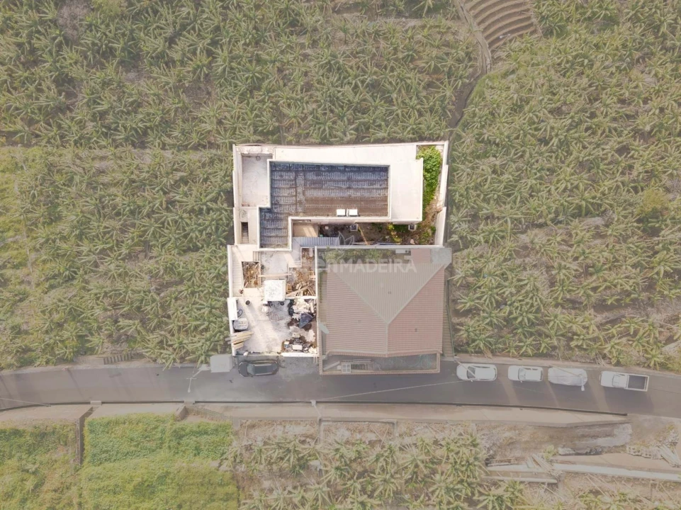 Moradia T4 para Venda em Ponta do Sol Foto 8