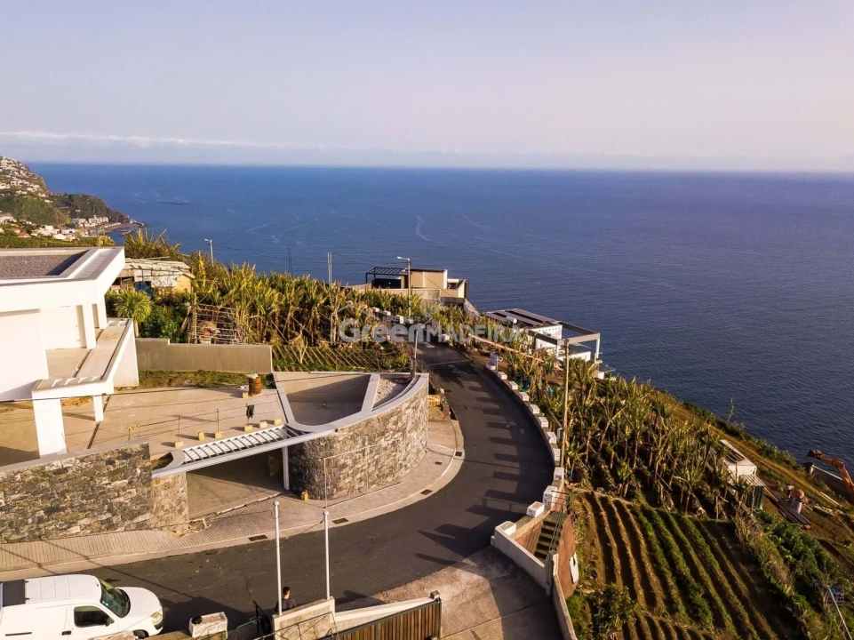 Moradia T4 para Venda em Ponta do Sol Foto 12