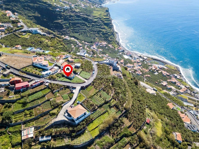 Moradia T4 para Venda em Ponta do Sol Foto 18