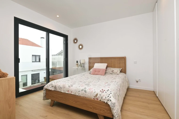 Moradia T4 para Venda em São Domingos de Rana Foto 30