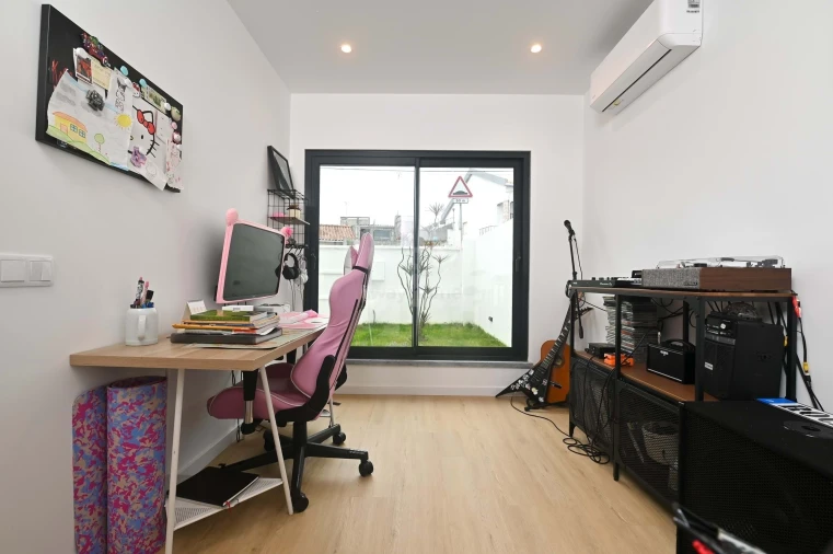 Moradia T4 para Venda em São Domingos de Rana Foto 7