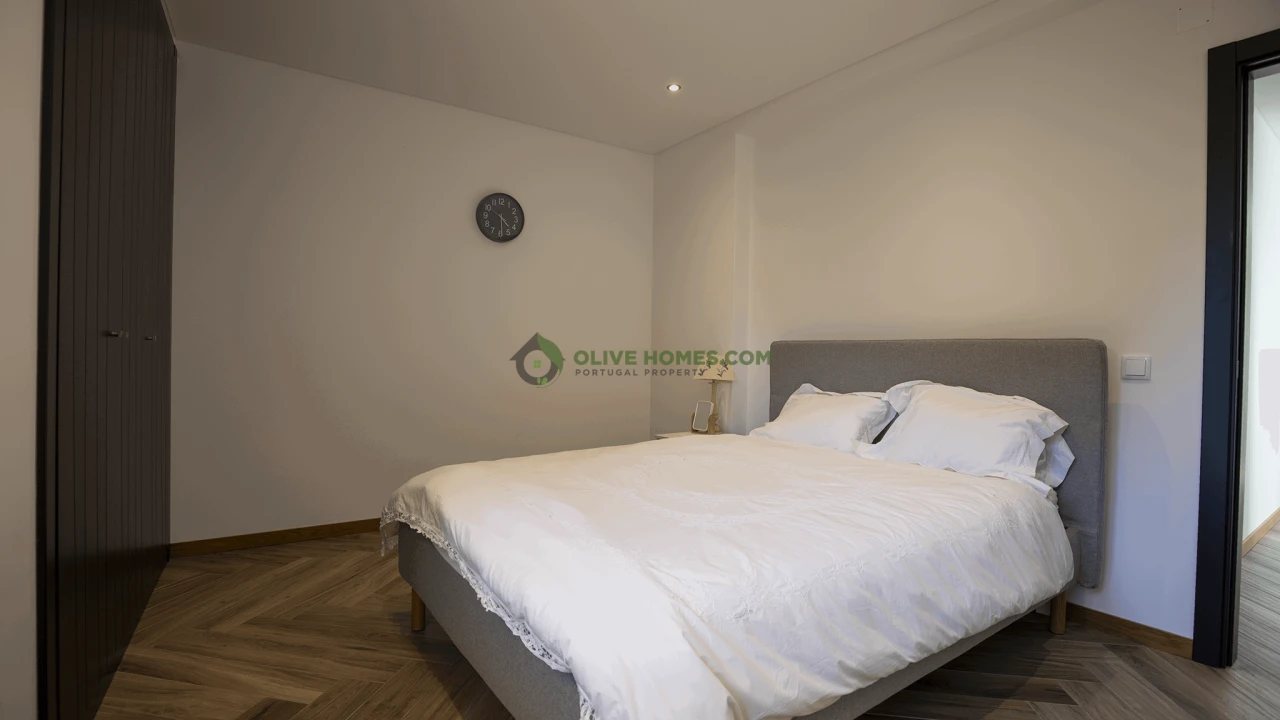 Moradia T4 para Venda em Quarteira Foto 44