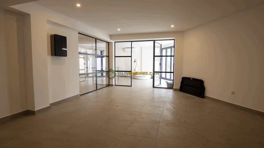 Moradia T4 para Venda em Quarteira Foto 37