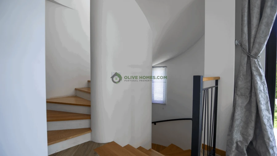 Moradia T4 para Venda em Quarteira Foto 29