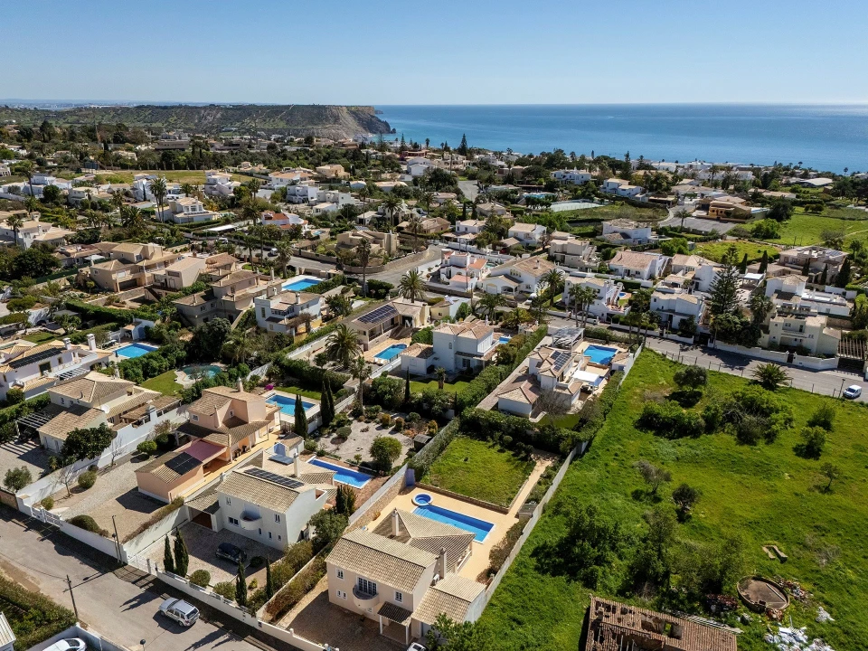 Moradia T4 para Venda em Luz Foto 42