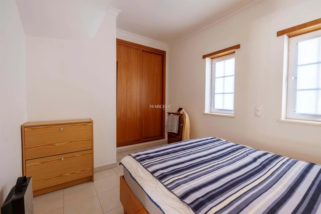 Moradia T4 para Venda em Luz Foto 21