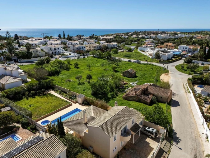 Moradia T4 para Venda em Luz Foto 44