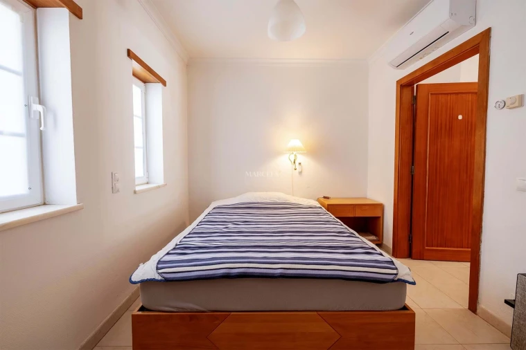 Moradia T4 para Venda em Luz Foto 20