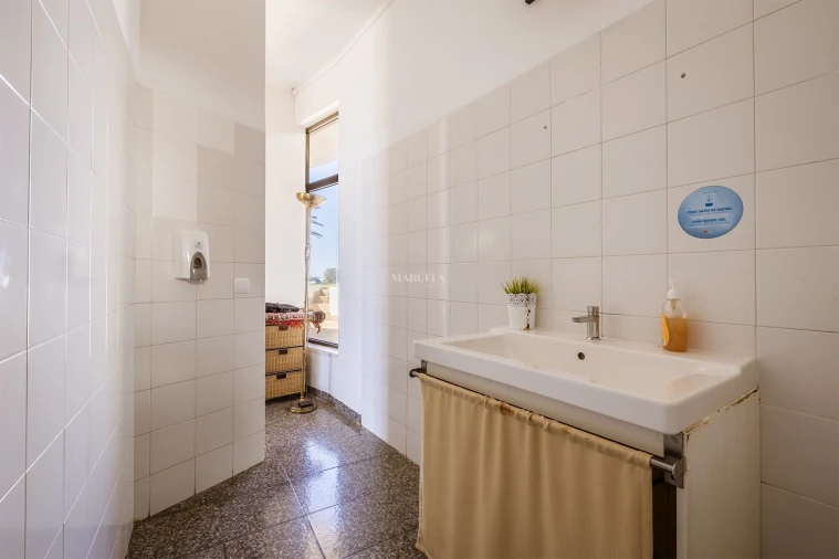 Negócio para Venda em Vila de Sagres Foto 13