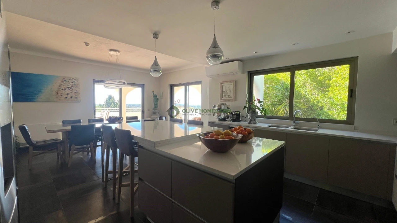 Moradia T6 para Venda em Almancil Foto 28