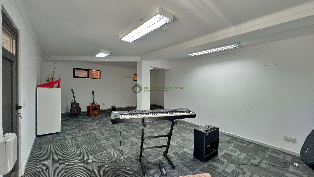 Moradia T6 para Venda em Almancil Foto 59