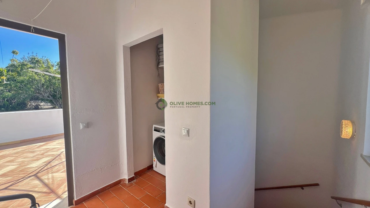 Moradia T6 para Venda em Almancil Foto 35