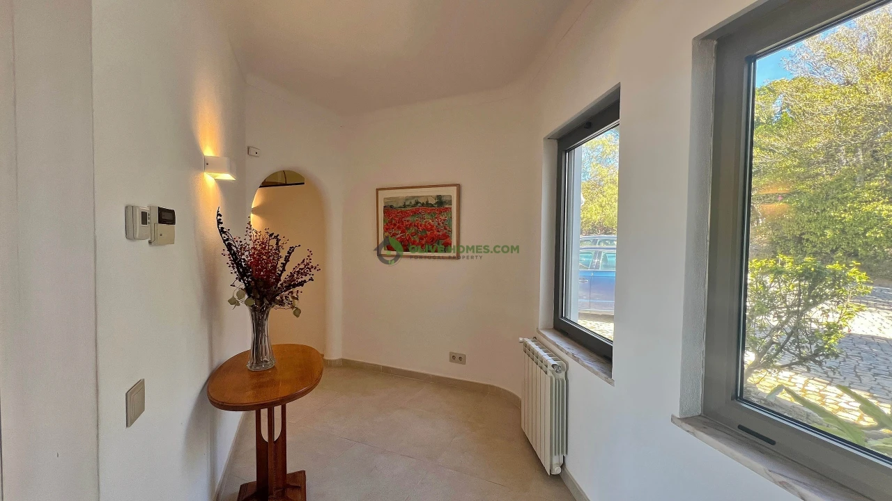 Moradia T6 para Venda em Almancil Foto 8