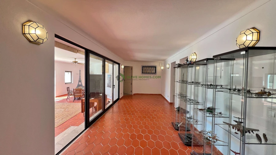 Moradia T6 para Venda em Almancil Foto 61