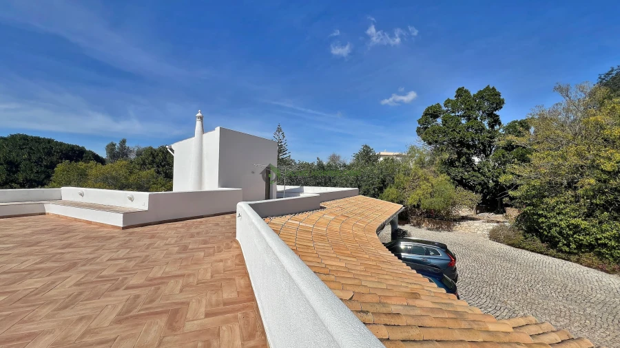 Moradia T6 para Venda em Almancil Foto 94