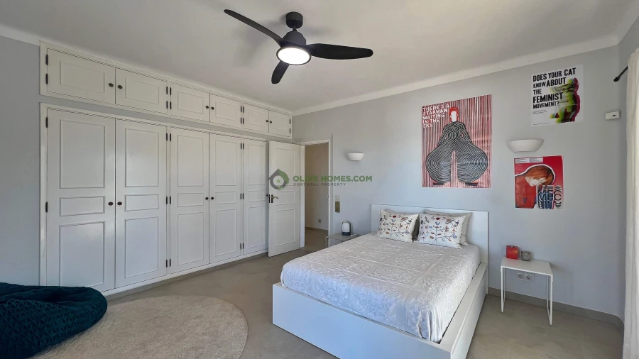 Moradia T6 para Venda em Almancil Foto 39