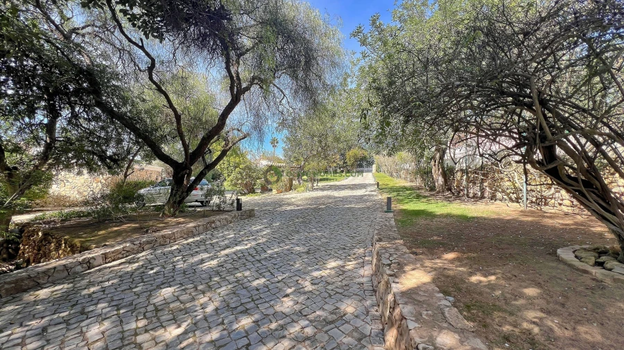 Moradia T6 para Venda em Almancil Foto 76