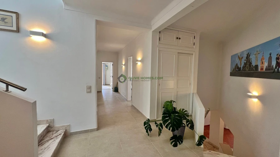 Moradia T6 para Venda em Almancil Foto 32