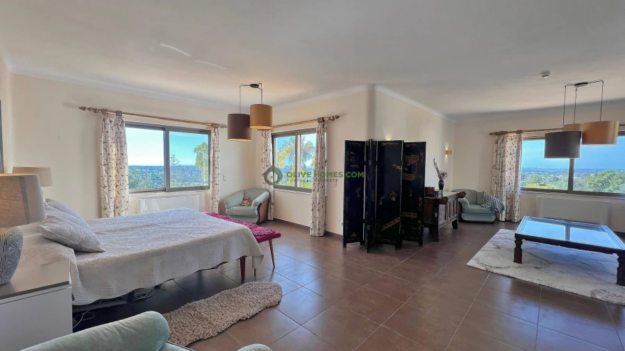 Moradia T6 para Venda em Almancil Foto 105