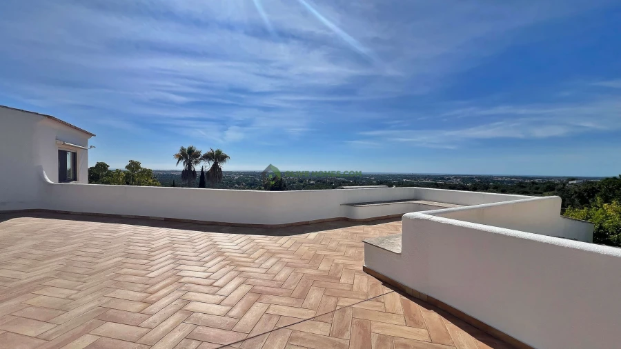 Moradia T6 para Venda em Almancil Foto 95