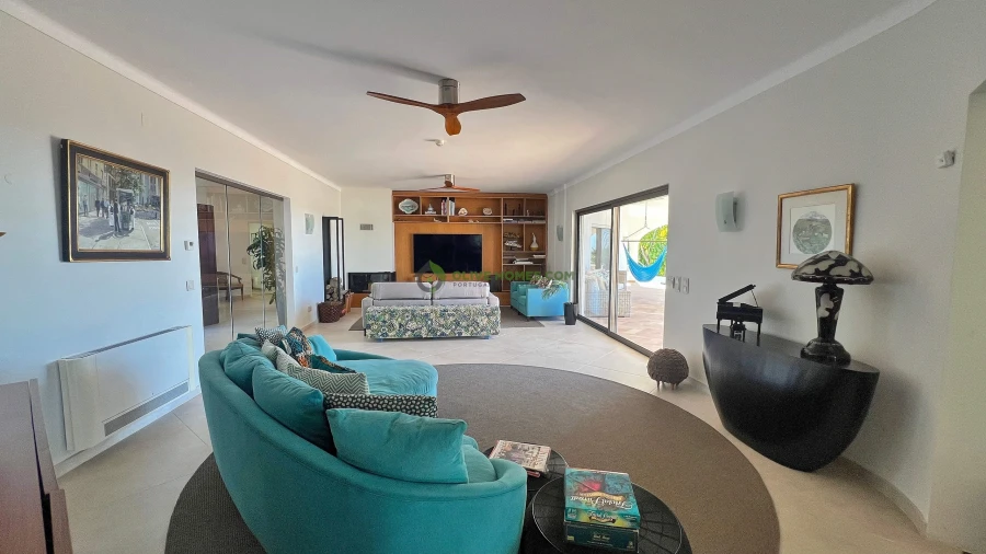 Moradia T6 para Venda em Almancil Foto 14