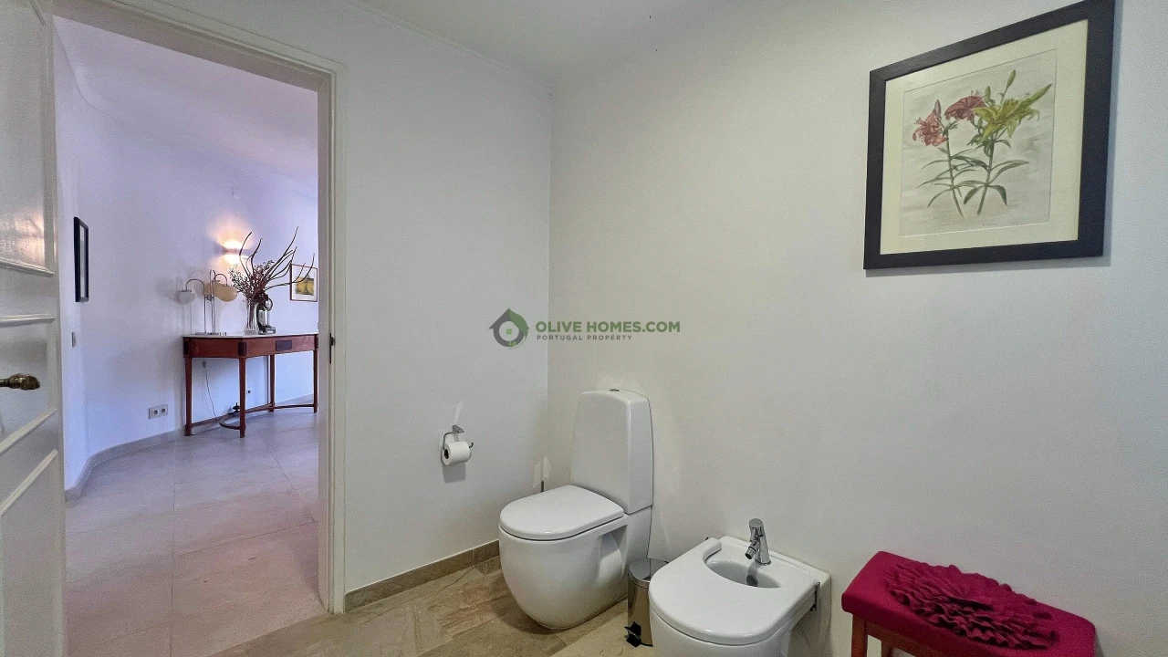 Moradia T6 para Venda em Almancil Foto 31